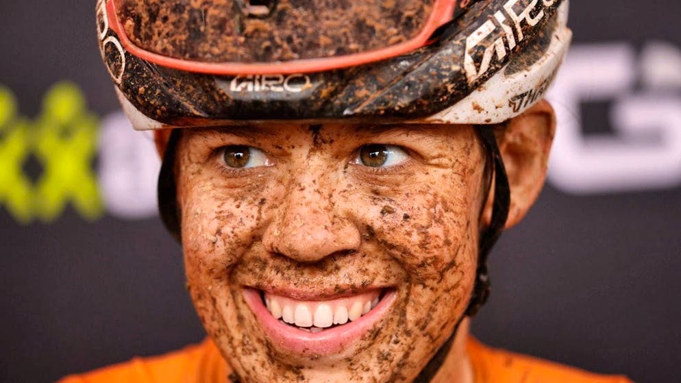 Mountain bike: Keller in the rainbow jersey, Püntener as Schurter's  successor | blue News